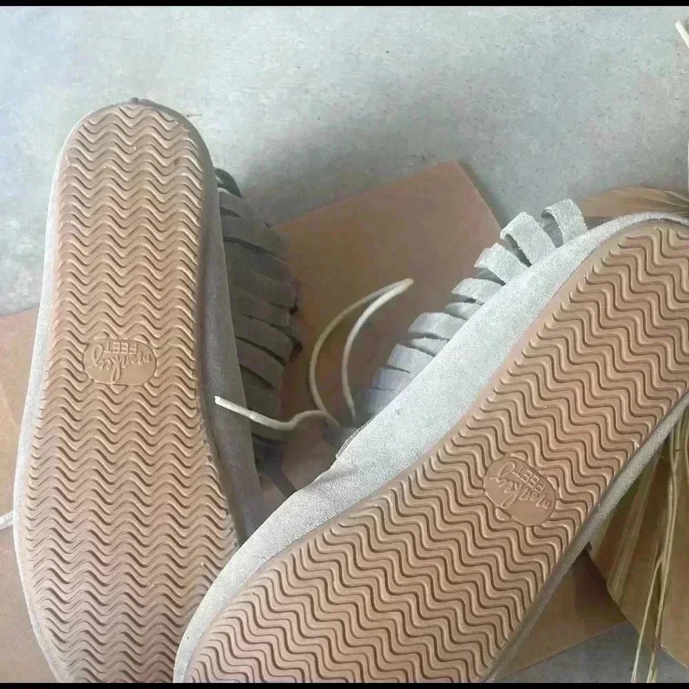 NEW Monkey Feet Fringed Moccasins Size 38 | 6.5-7 - Picture 8 of 9